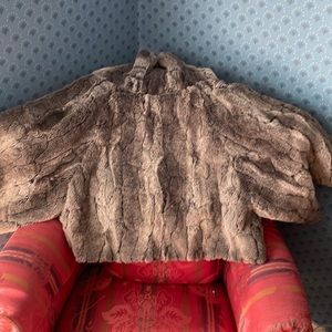 Pandemonium Seattle poncho top in faux fur.  Gray colors. New without tags